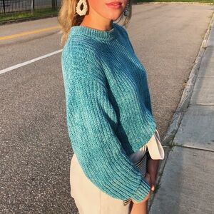 selling this aritzia blue sweater!